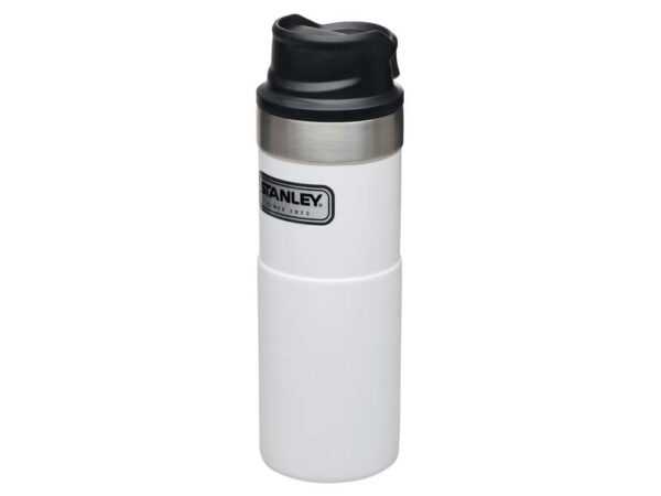 Stanley Stanley CLASSIC TRIGGER-ACTION TRAVEL MUG 473 ml, Stahl 18/8, Vakuumisolierung, polarweiss, Kunststoffverschluß